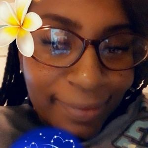 Meet your Posher, Sonia